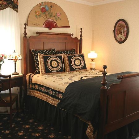 Isaiah Jones Homestead Bed And Breakfast Сэндвич Экстерьер фото